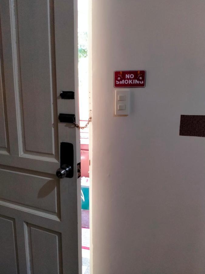 V.F. Riton Apartelle 拉瓦格 外观 照片
