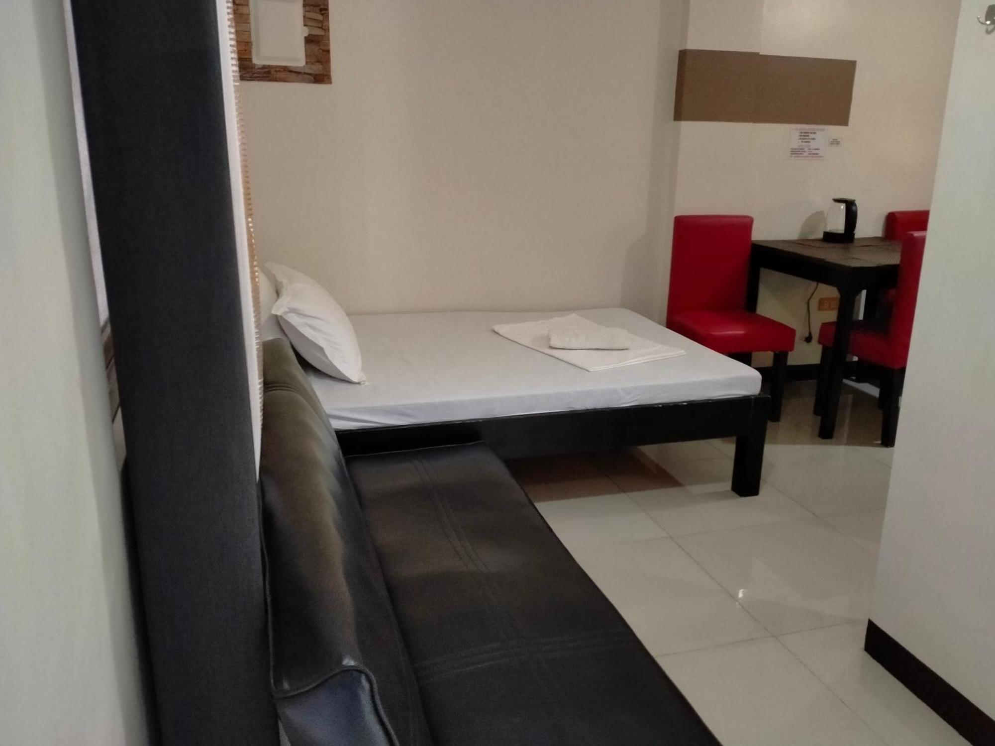V.F. Riton Apartelle 拉瓦格 外观 照片