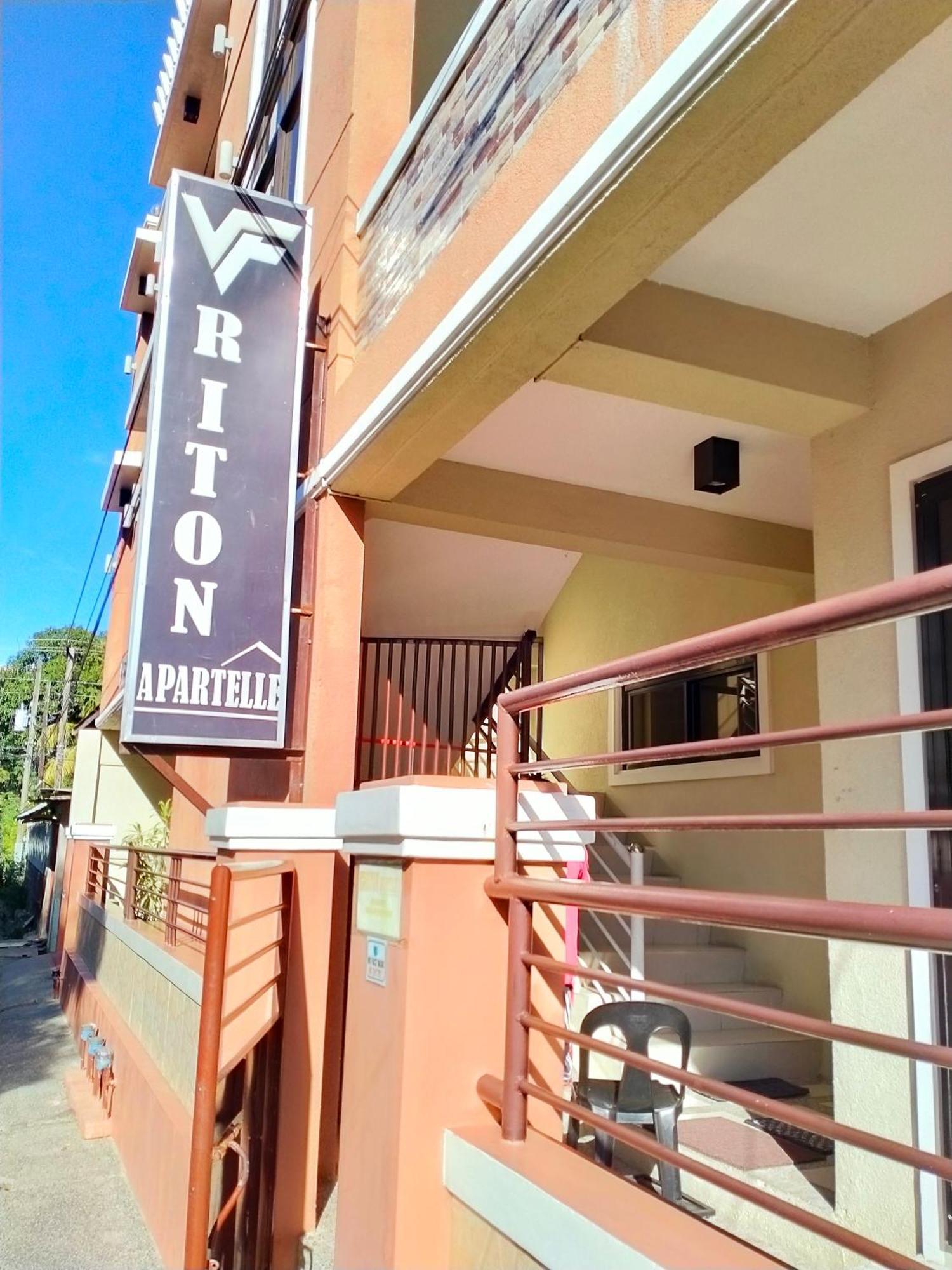 V.F. Riton Apartelle 拉瓦格 客房 照片